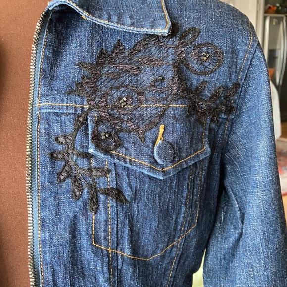 NWOT Bandolli jeans collection embellished denim jacket. - Picture 3 of 9